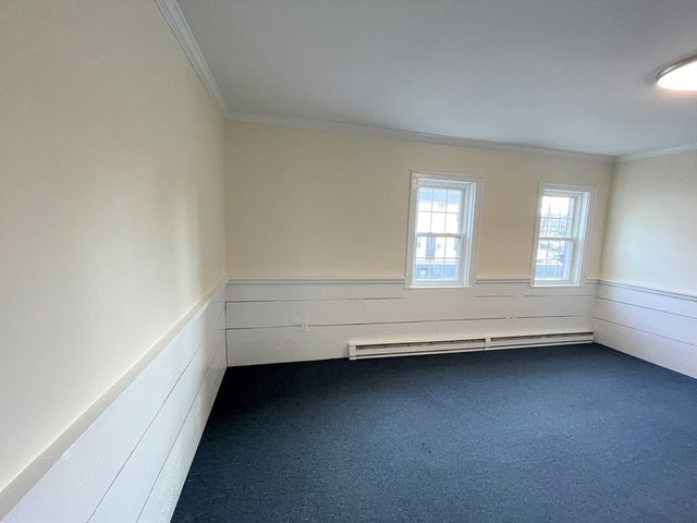 12 Essex Street 5, Andover, MA 01810