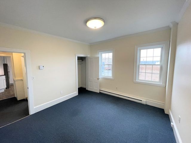 12 Essex Street 5, Andover, MA 01810