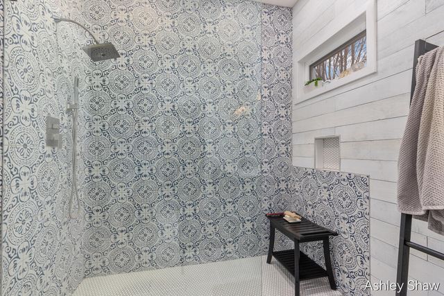 448 Summer Grv Drive, Douglas, MI 49406