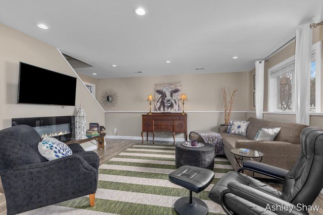 448 Summer Grv Drive, Douglas, MI 49406