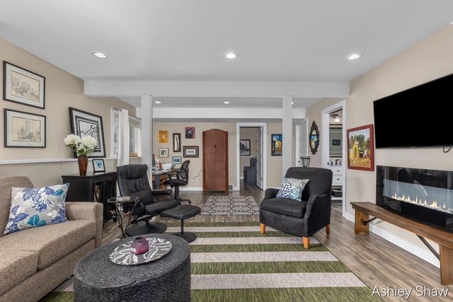 448 Summer Grv Drive, Douglas, MI 49406