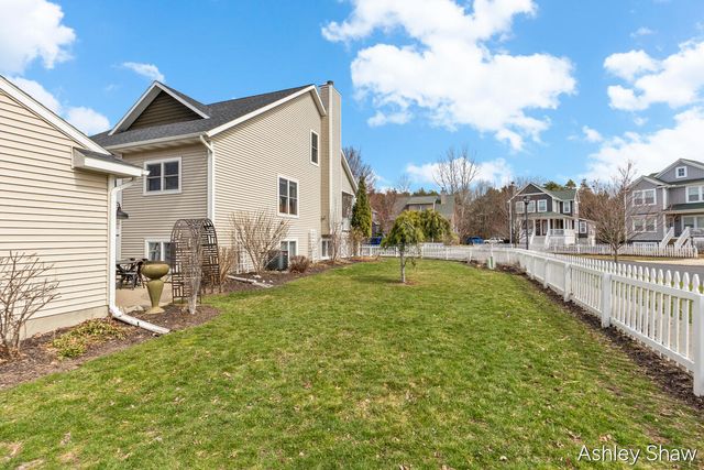 448 Summer Grv Drive, Douglas, MI 49406