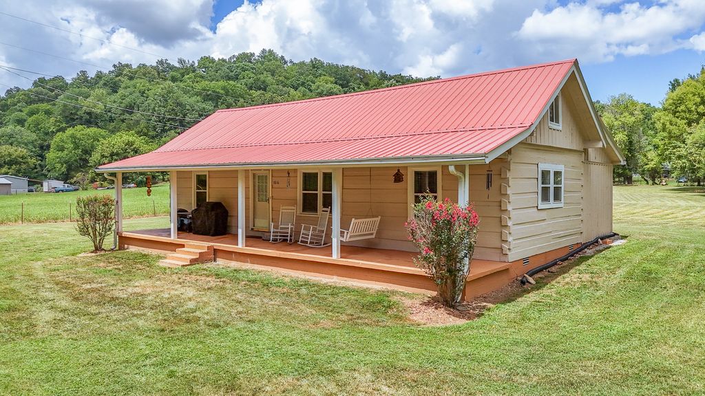 1816 Old Beech Creek Rd, Waynesboro, TN 38485