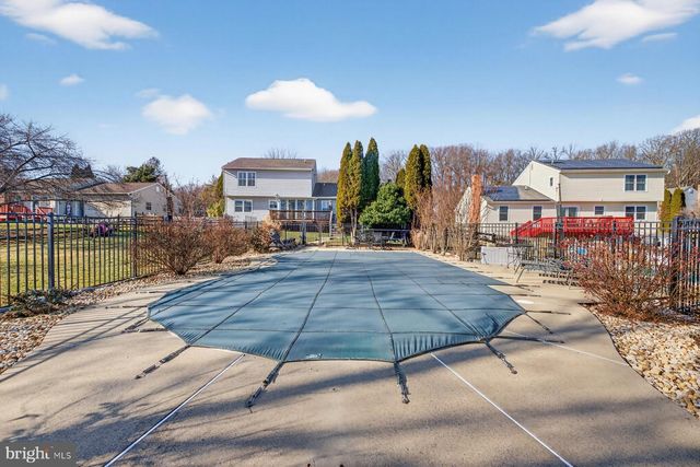 3329 YORKSHIRE CT, Adamstown, MD 21710