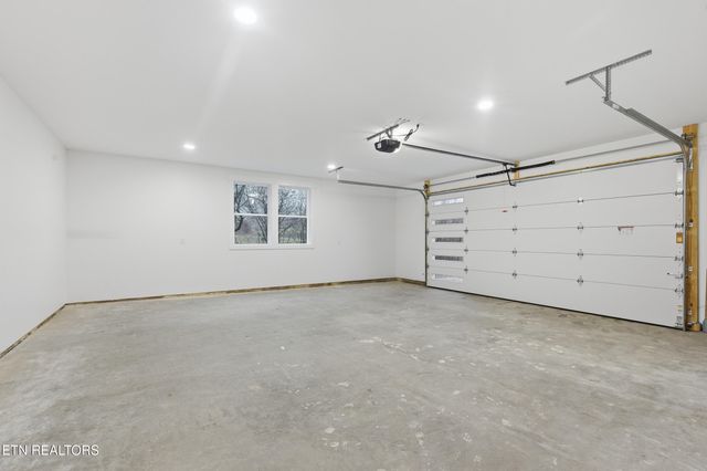 1440 Kimberlin Heights Rd, Knoxville, TN 37920