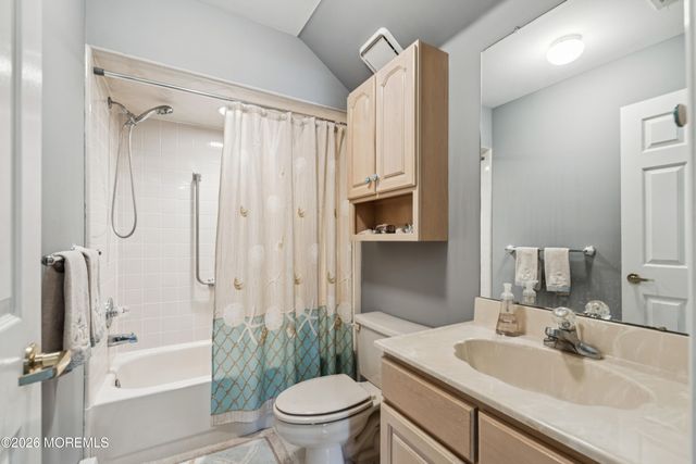 1583 Goldspire Road, Toms River, NJ 08755