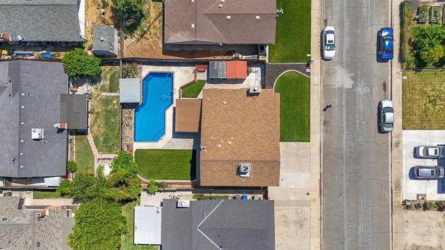 685 Bennington Ave, Turlock, CA 95382