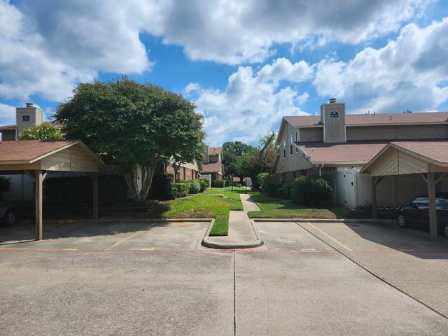 2240 TARPLEY Road 284, Carrollton, TX 75006