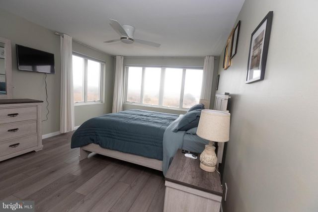 4600 W BRIGANTINE AVE, Brigantine, NJ 08203