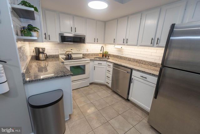 4600 W BRIGANTINE AVE, Brigantine, NJ 08203