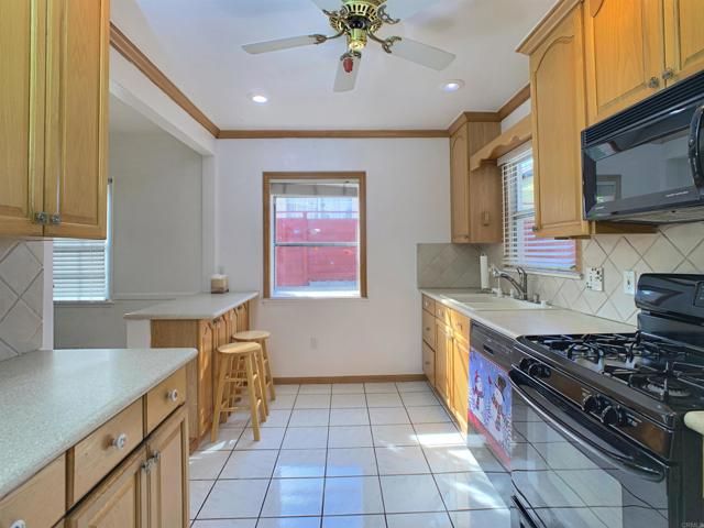 6070 Odessa Ave, La Mesa, CA 91942