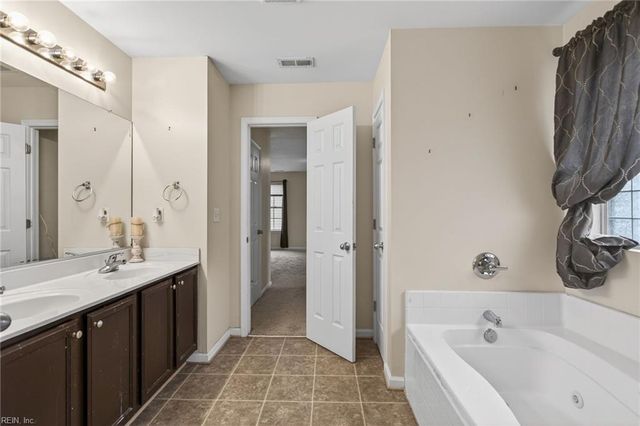 4304 Centre Mast CRES, Chesapeake, VA 23321