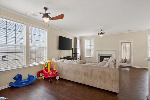 4304 Centre Mast CRES, Chesapeake, VA 23321