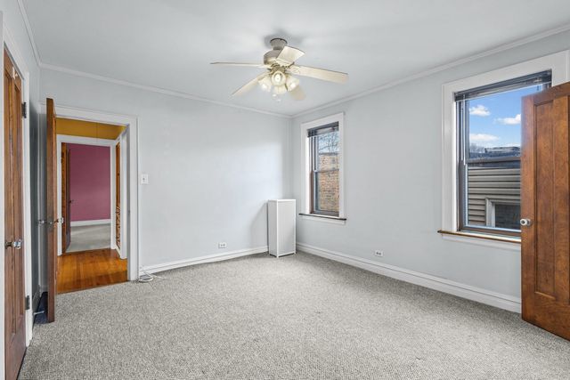 6835 N Wolcott Avenue, Chicago, IL 60626