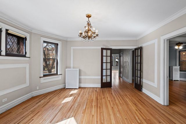 6835 N Wolcott Avenue, Chicago, IL 60626