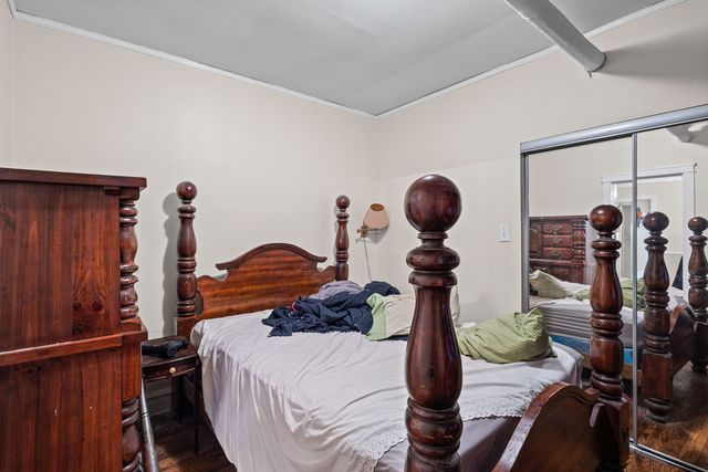 6835 N Wolcott Avenue, Chicago, IL 60626