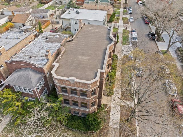 6835 N Wolcott Avenue, Chicago, IL 60626