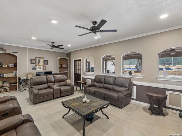 3144 Running Springs, San Antonio, TX 78261