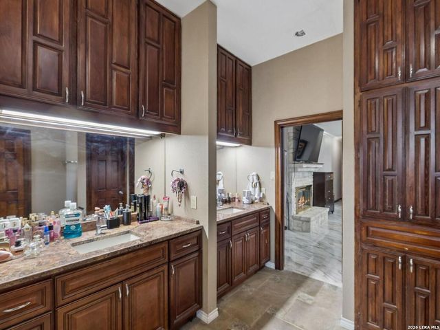 3144 Running Springs, San Antonio, TX 78261