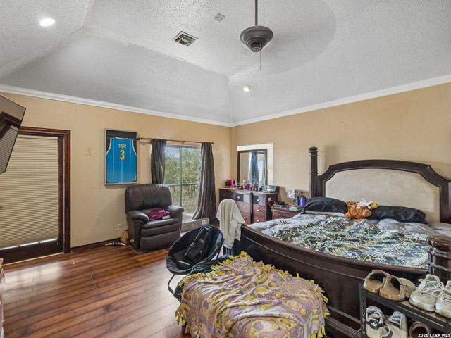 3144 Running Springs, San Antonio, TX 78261