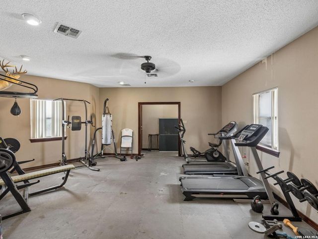 3144 Running Springs, San Antonio, TX 78261
