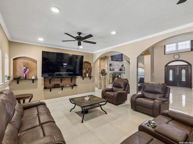 3144 Running Springs, San Antonio, TX 78261