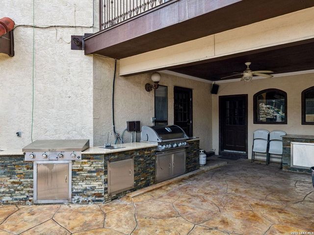 3144 Running Springs, San Antonio, TX 78261