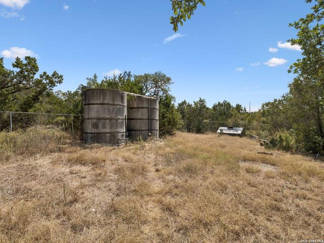 3144 Running Springs, San Antonio, TX 78261