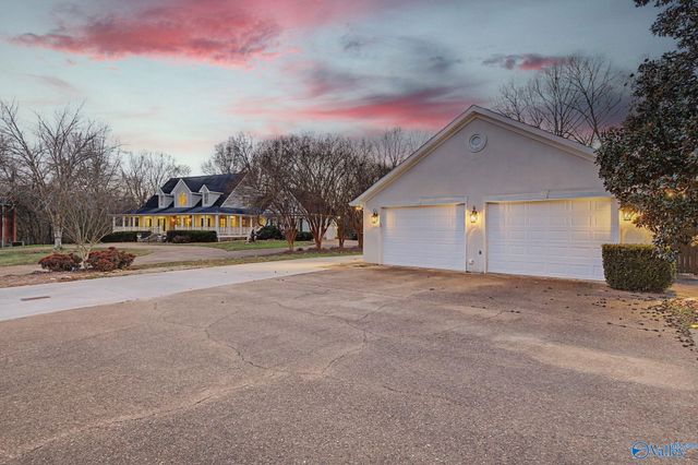 202 Andrea Kaye Court, Hazel Green, AL 35750