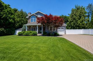 257 4th Street, Saint James, NY 11780