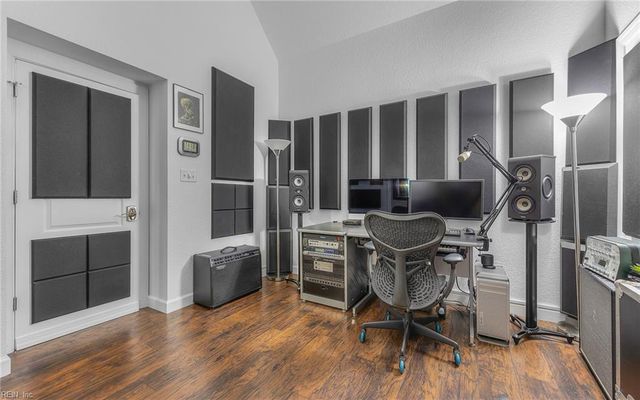 2416 Stumpy Lake CT, Virginia Beach, VA 23456