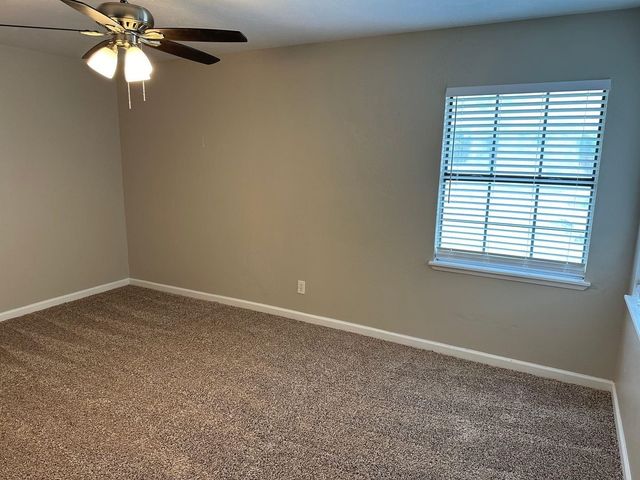 6080 Dooley Drive, The Colony, TX 75056