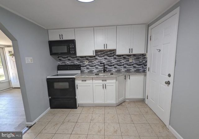 3818 HOLLYWOOD AVE, Feasterville Trevose, PA 19053