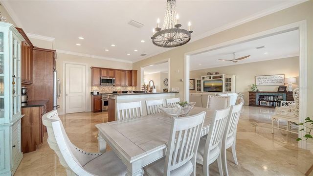 605 N POINT DRIVE, Holmes Beach, FL 34217