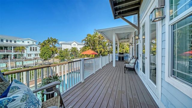 605 N POINT DRIVE, Holmes Beach, FL 34217