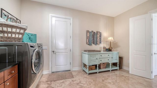 605 N POINT DRIVE, Holmes Beach, FL 34217