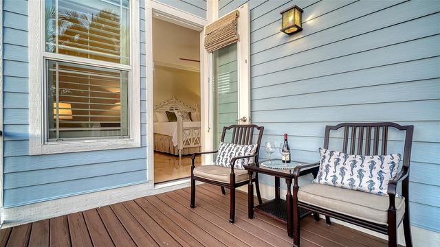 605 N POINT DRIVE, Holmes Beach, FL 34217