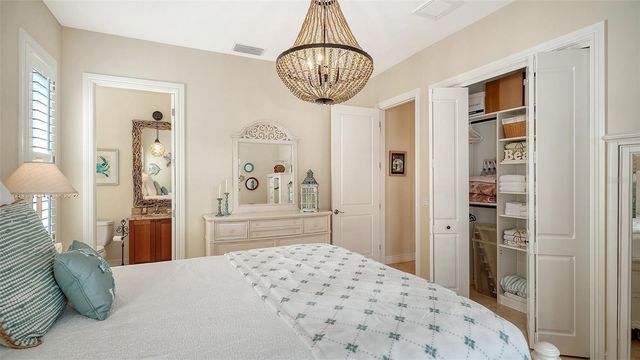 605 N POINT DRIVE, Holmes Beach, FL 34217