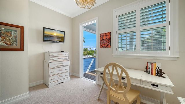 605 N POINT DRIVE, Holmes Beach, FL 34217