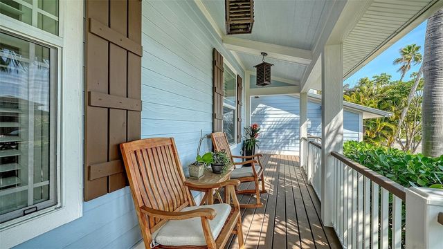 605 N POINT DRIVE, Holmes Beach, FL 34217