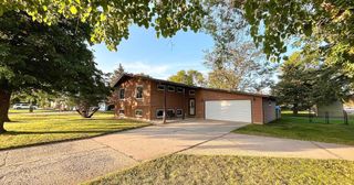 1500 River Road, Windom, MN 56101