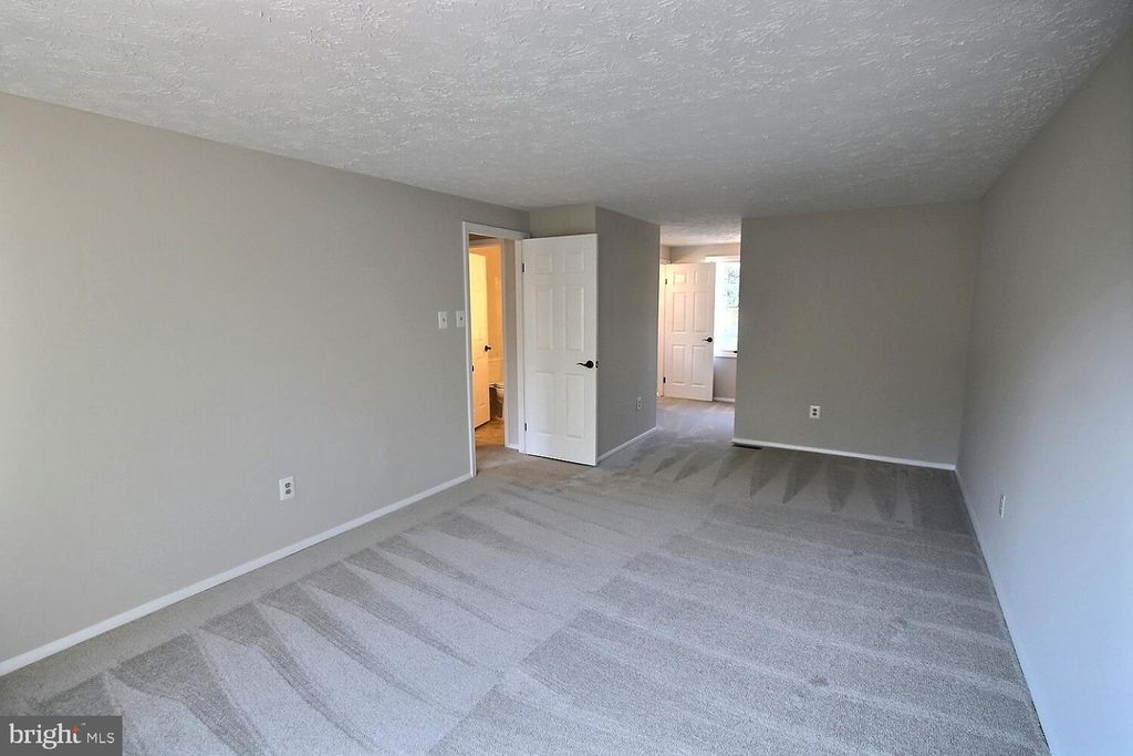 Image 25 of property listing at 11228 GREEN WATCH WAY, North Potomac, MD 20878