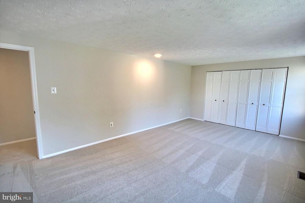 Image 30 of property listing at 11228 GREEN WATCH WAY, North Potomac, MD 20878