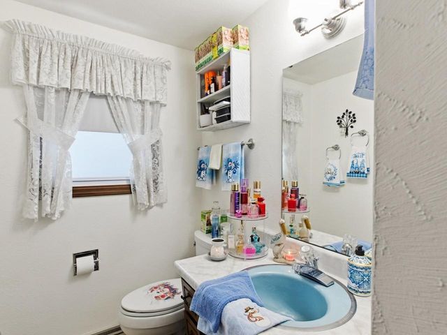 3060 HOLLAND ROAD, Green Bay, WI 54313