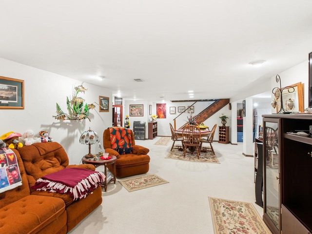 3060 HOLLAND ROAD, Green Bay, WI 54313