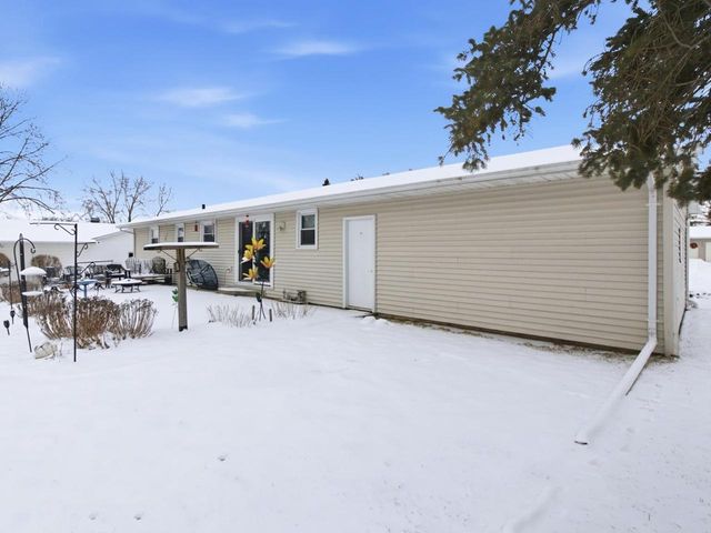 3060 HOLLAND ROAD, Green Bay, WI 54313