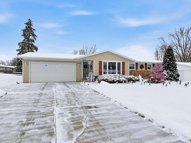 3060 HOLLAND ROAD, Green Bay, WI 54313