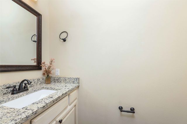 4511 W Lake Highlands Drive, The Colony, TX 75056