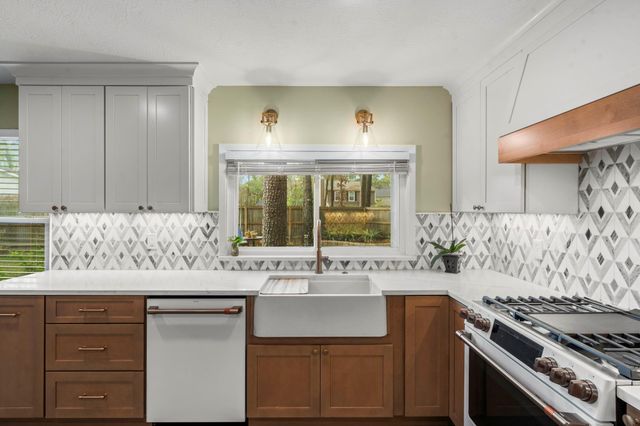 2107 Level Oak Place, The Woodlands, TX 77380