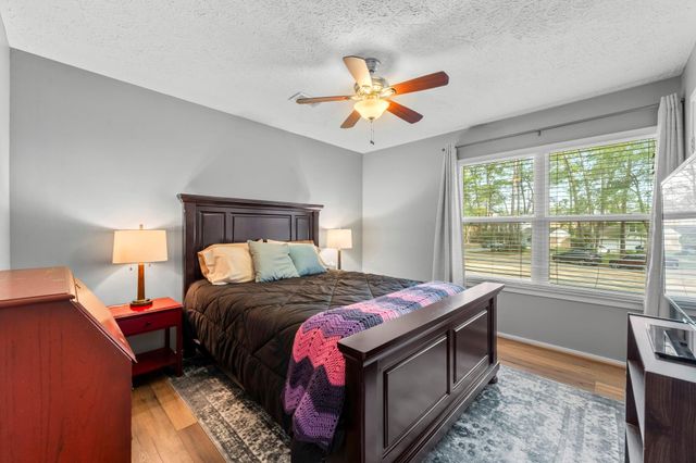 2107 Level Oak Place, The Woodlands, TX 77380